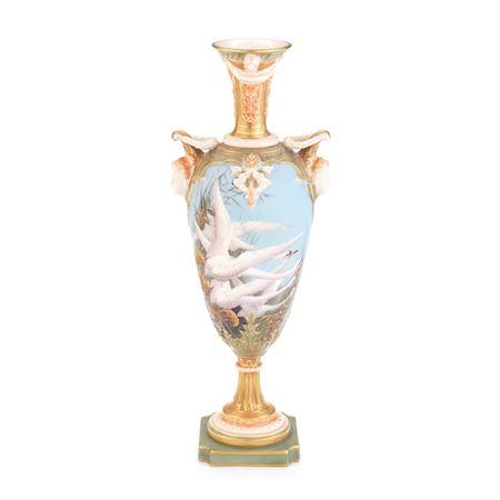 Charles Henry Clifford Baldwyn : A ROYAL WORCESTER VASE