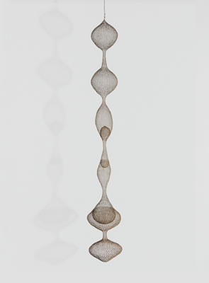 Ruth Lanier Asawa : UNTITLED (S.267, HANGING SIX-LOBED, FOUR PART, DISCONTINUOUS SURFACE, WITH INTERIOR FORMS IN THE THIRD, FOURTH, AND FIFTH LOBES)