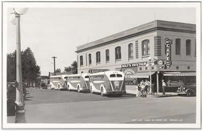 John Baeder : Holt's Café, Boonville, Missouri, 1972